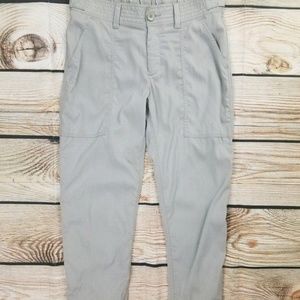Under Armour  Small Gray Lightweight Joggers